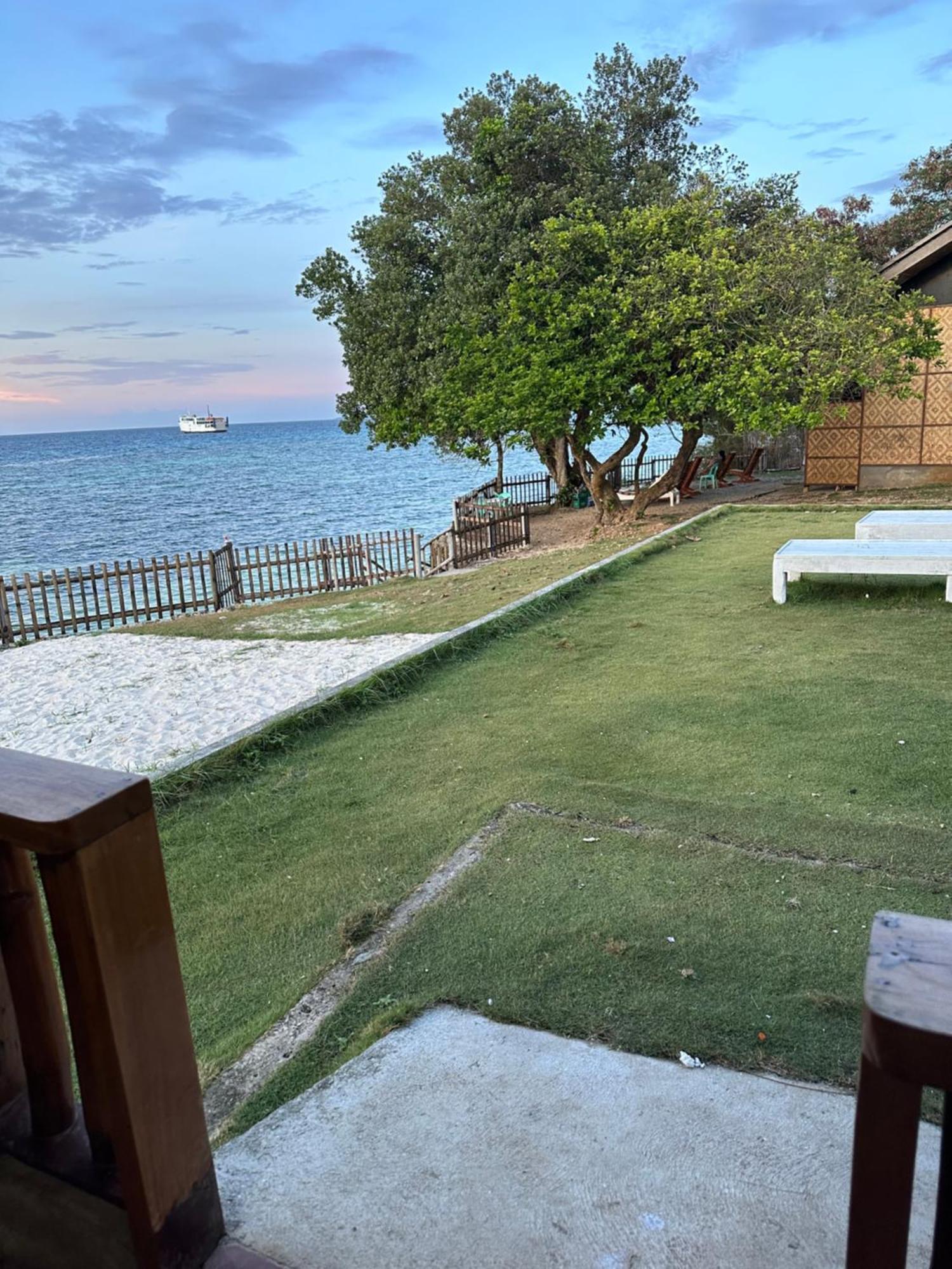 Diamond De Siquijor Beach House Eksteriør billede